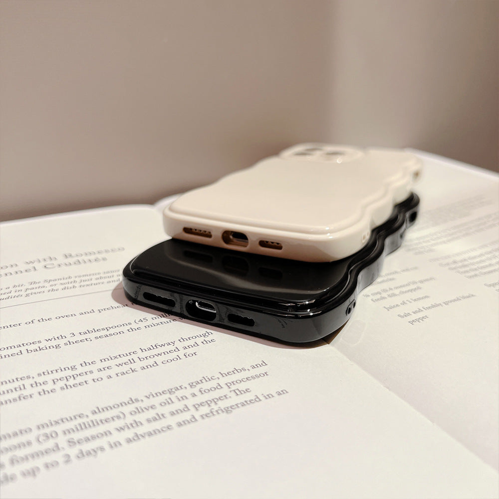 Black/White Simple Wavy Iphone Case