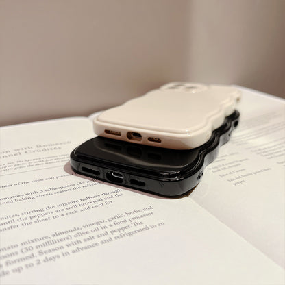 Black/White Simple Wavy Iphone Case